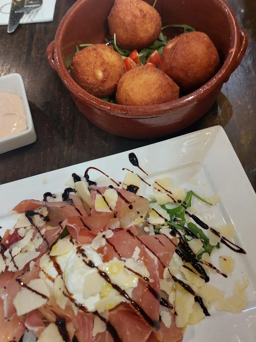 Tagliere & Arancini